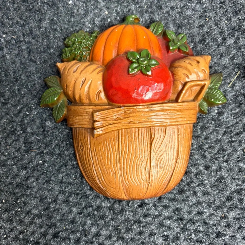 Vintage 1978 Sexton USA Cast Metal Vegetable Basket Wall Plaques Set of 2